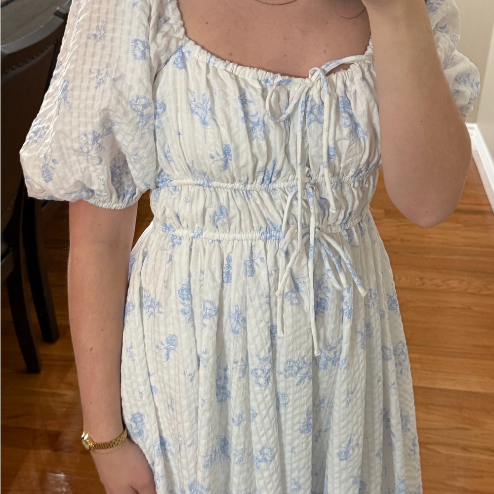 Shop Worthwhile Elegant Blue Floral Women's Dress